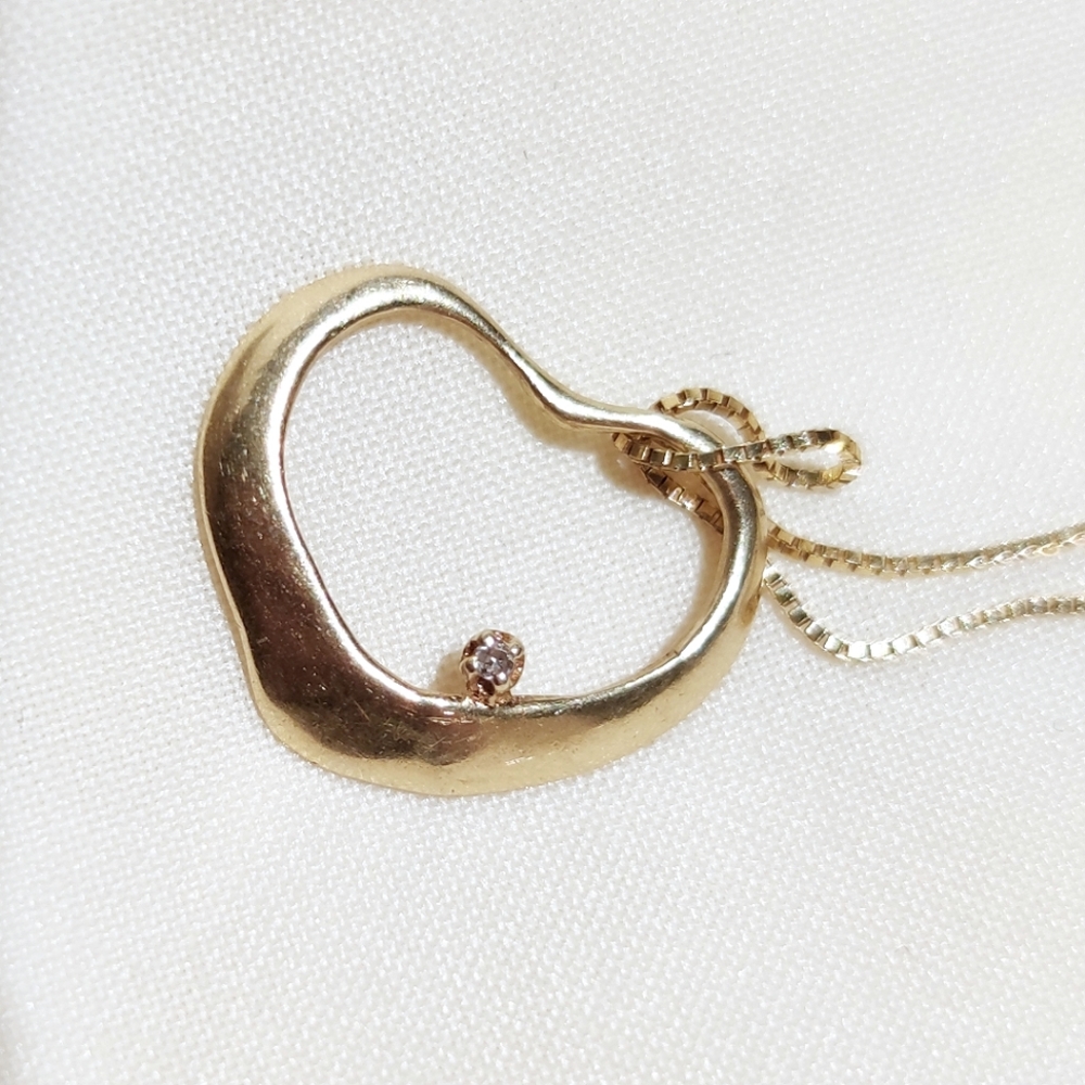 Solid 14k Open Heart Pendant With Tiny Crystal Ne… - image 4